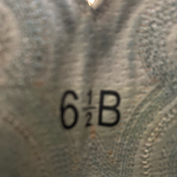 Ariat Leather Upper Boots - Picture 6 of 6